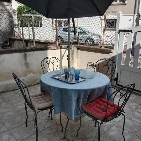 Maison Renovee Proche Vichy : 3 Chambres, Cour Fermee, Inclus, Ideal Curistes Et Activites Naturelles - Fr-1-489-481 Holiday home