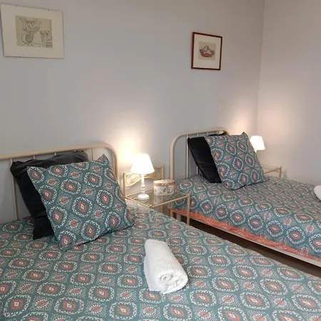 Maison Renovee Proche Vichy : 3 Chambres, Cour Fermee, Inclus, Ideal Curistes Et Activites Naturelles - Fr-1-489-481 * Бельрив-сюр-Алье